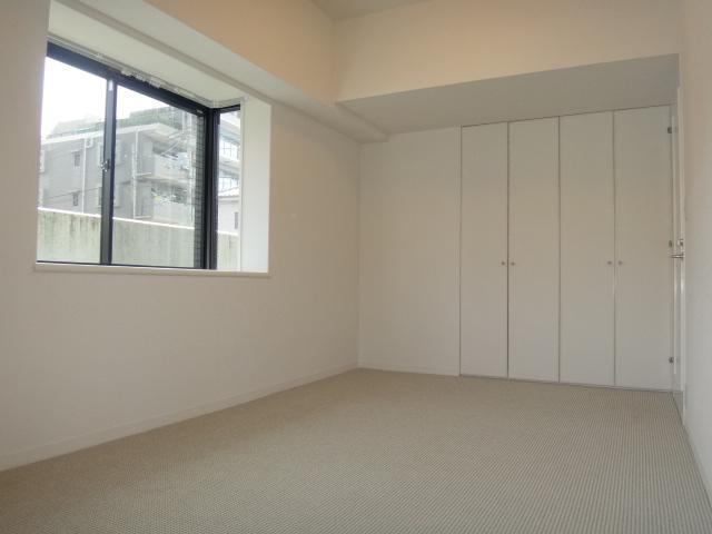 Other introspection. Room (August 2013) Shooting