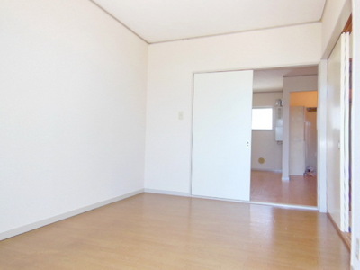 Living and room. ☆ Western-style 6 Pledge ☆