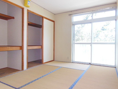 Living and room. ☆ Japanese-style room 6 quires ☆
