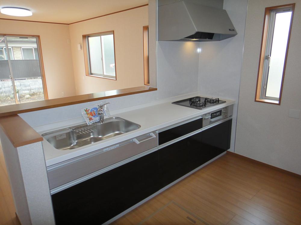 Same specifications photo (kitchen)