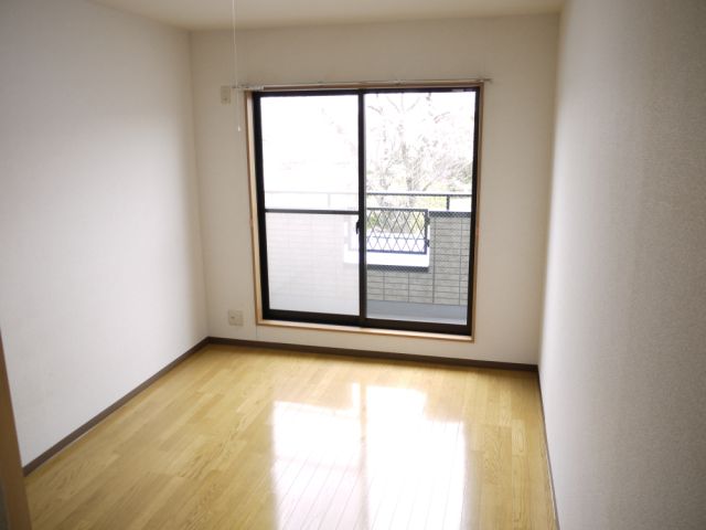 Living and room. Pet happy flooring upholstery