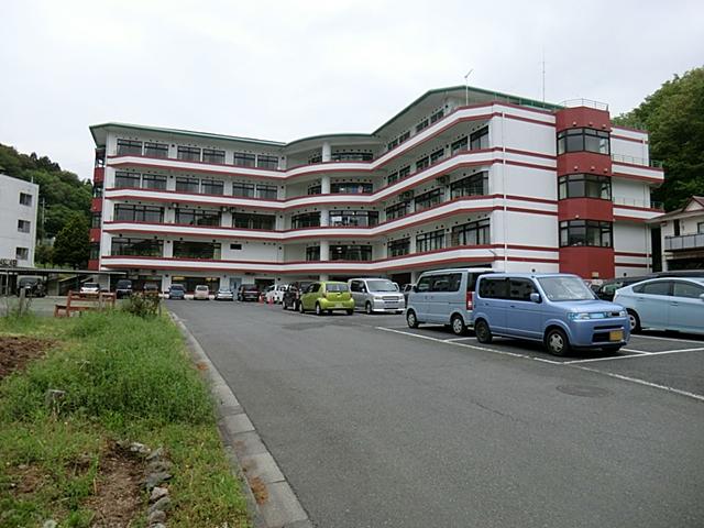 Hospital. 900m to the west Hachioji hospital
