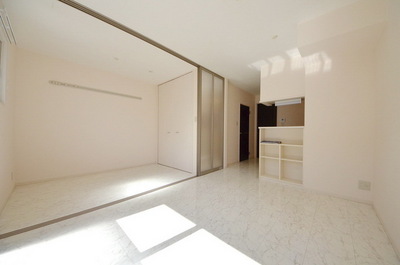 Other room space. Beautiful Western-style