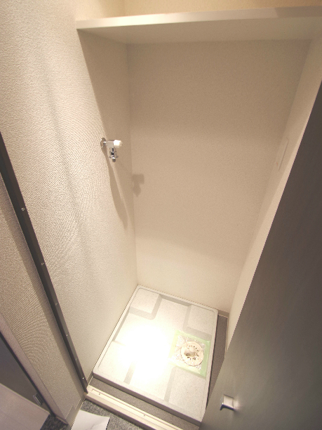 Other room space. Will be in the photo of the floor plan with different same building (image)