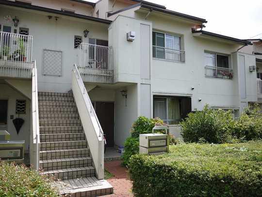 Local appearance photo. It is also a good per sun on the south-facing. You will you live in a detached sense of a private garden.