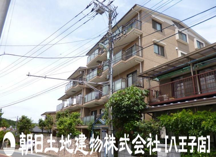 Local appearance photo. local