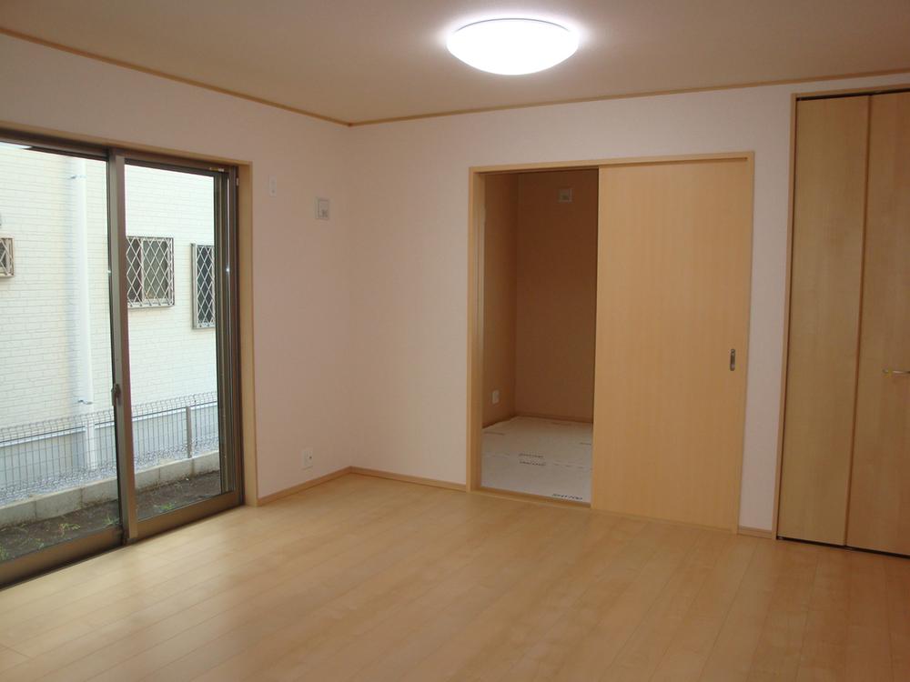 Living. Local (September 2013) Shooting