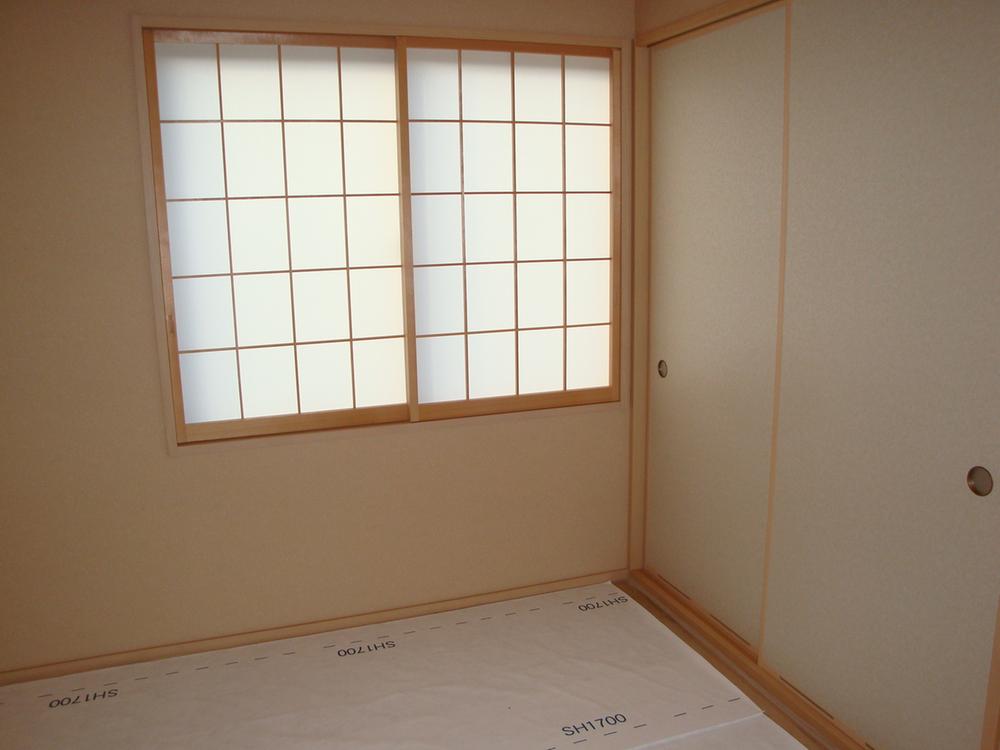 Non-living room. Local (September 2013) Shooting