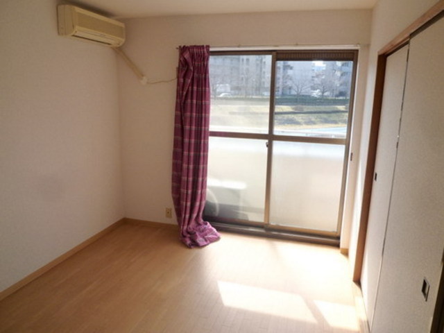 Other room space. It is air-conditioned