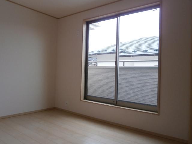 Non-living room. 2 Kaiyoshitsu