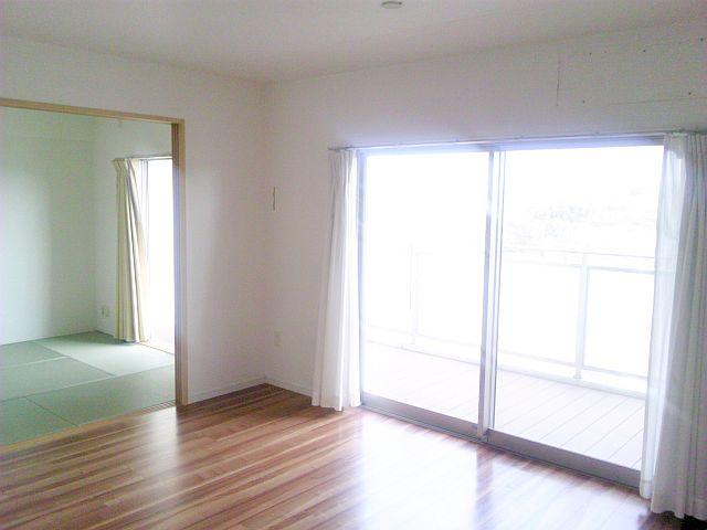 Living. Indoor (September 2013) Shooting