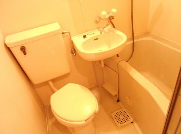 Bath. bus ・ toilet