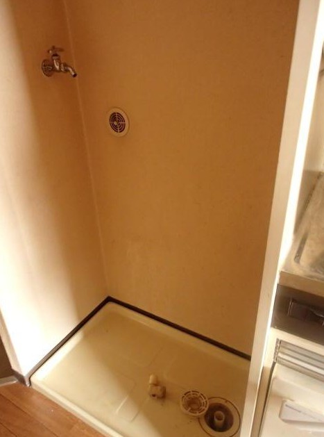 Other Equipment. Indoor Laundry Storage