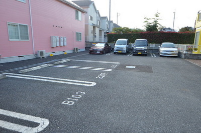 Entrance. ☆ Parking is also spacious and ☆