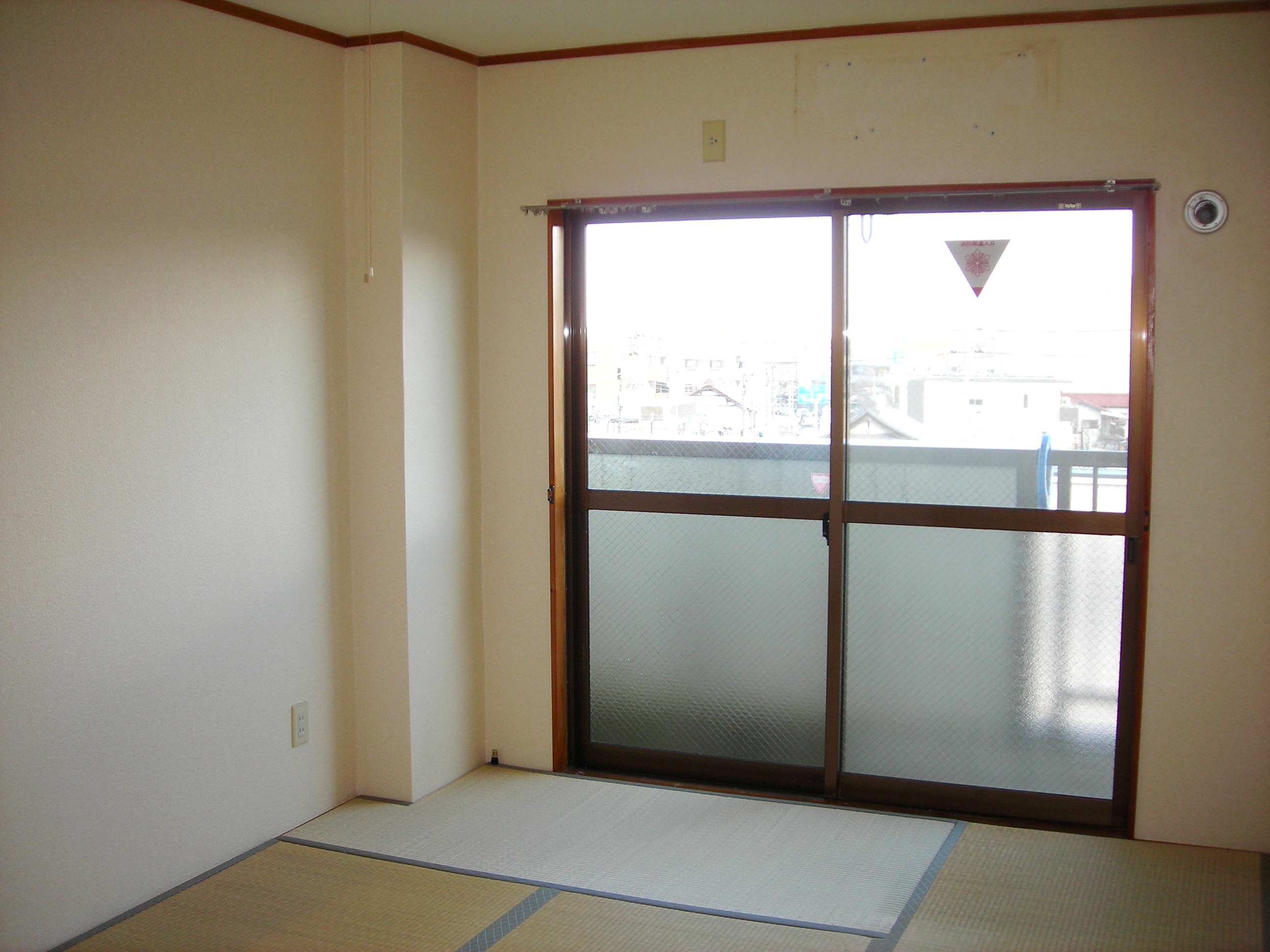 Living and room. Japanese-style room 6 tatami