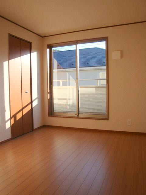 Non-living room. Indoor site (November 2013) Shooting