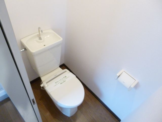 Living and room. Clean room