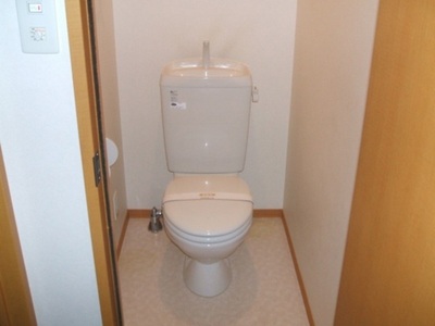 Toilet.  ☆ Toilet western style ☆