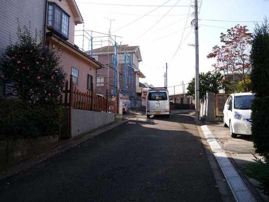 Local photos, including front road. Hachioji ・ Kitano ・ Car space is also available 2 units in a quiet residential area of ​​Keio Katakura Station 3 Station walking distance. 