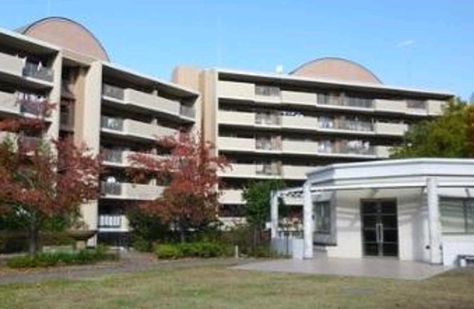 Local appearance photo. Local (11 May 2013) Shooting