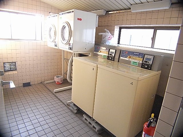 Other common areas. Launderette