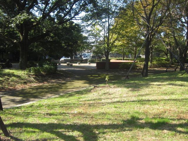 park. 1600m to Yokogawa Shimobaru park