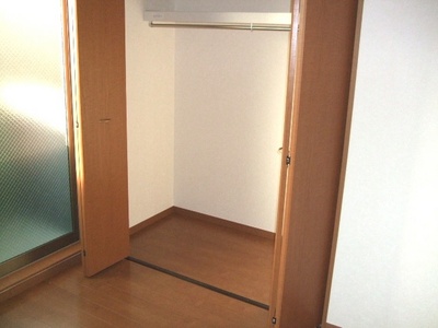 Receipt. Plenty of storage of size