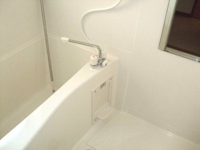 Bath. Refreshing refreshing bath time!