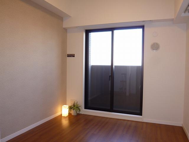 Non-living room. Western-style -1