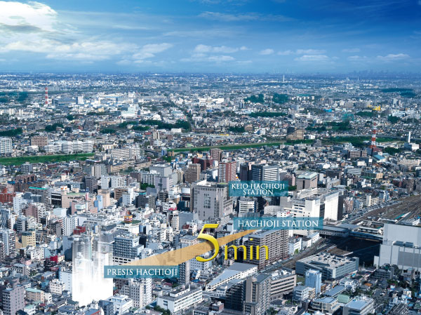 Surrounding environment. In addition the large shopping such as the newly opened the station building "Seleo" and "Hachioji Tokyu Square" to the base, Is "Hachioji" around the station that a number of specialty shops are bustling integrated, To all of the day-to-day. Location full of possibility that the station walk five minutes to fulfill the, Everyone is lifestyle forefront yearn. (Which it was subjected to some CG work on aerial photographs of the May 2012 shooting, In fact a slightly different. Also, Light representing the position of the local does not indicate the scale and height of the building. )