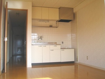 Kitchen. ☆ Two-burner stove is can be installed ☆