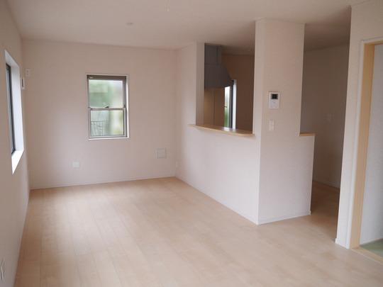 Living. All room pair glass