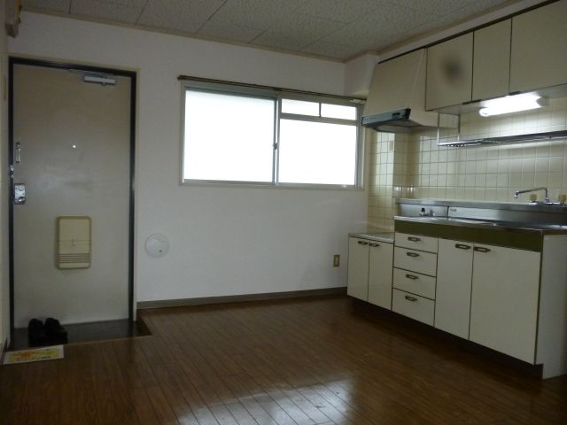 Living and room. Easy-to-use floor plans in the square