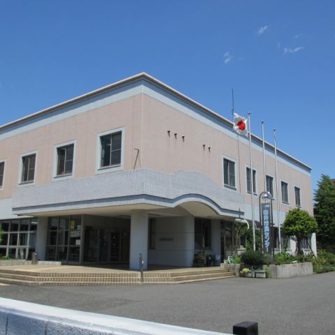 Other. 620m to the civic center (Other)