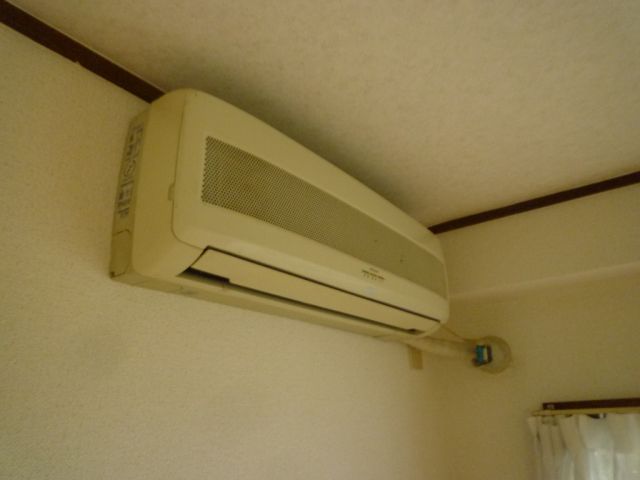 Other Equipment. Air conditioning.