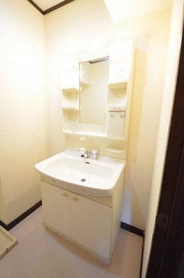 Washroom. Morning ・ A strong ally of the evening, Shampoo dresser!