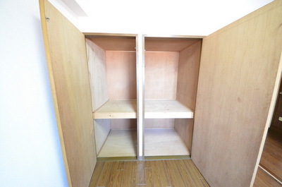 Receipt. Plenty of storage of size!