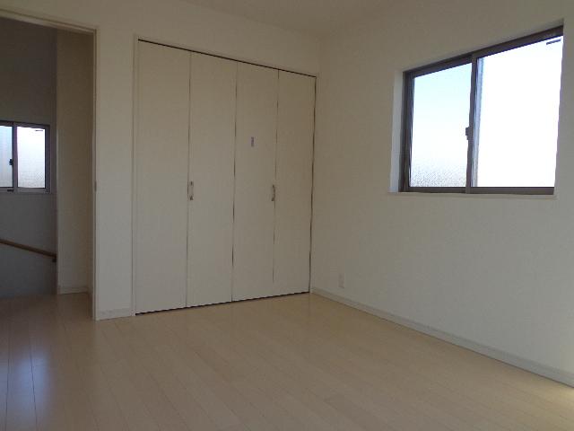 Non-living room. Building 2