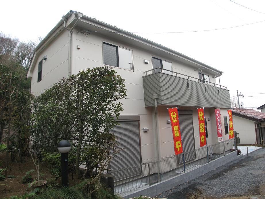 Local appearance photo. Local (January 2012) shooting