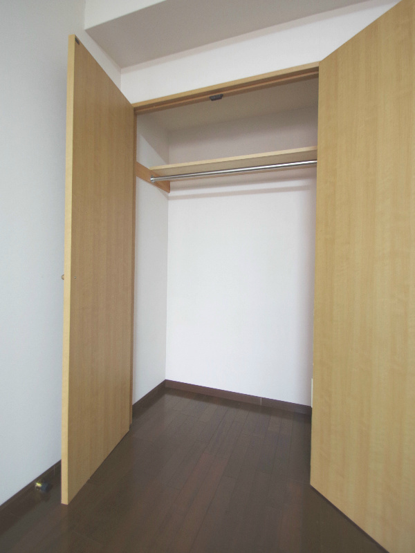 Receipt. Depth plenty of closet!