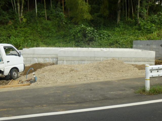 Local appearance photo. Local (10 May 2013) Shooting