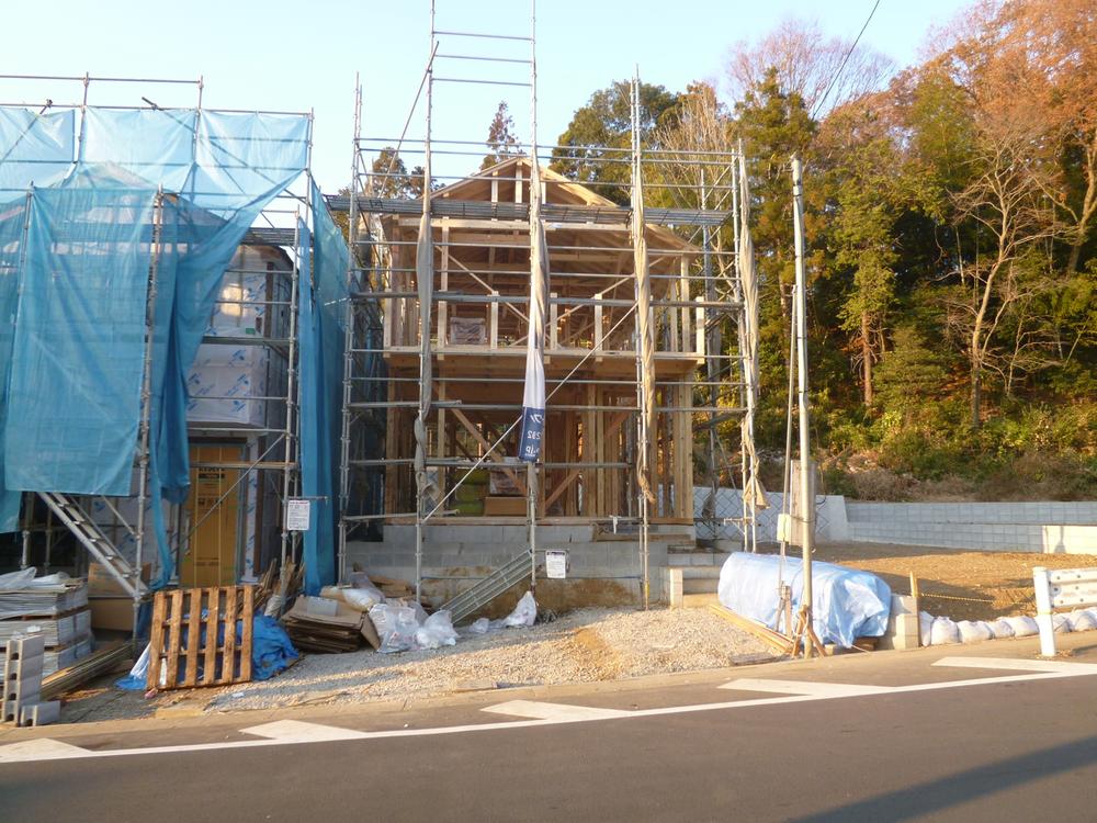 Local appearance photo. Local (12 May 2013) Shooting