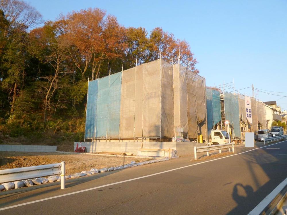 Local appearance photo. Local (12 May 2013) Shooting