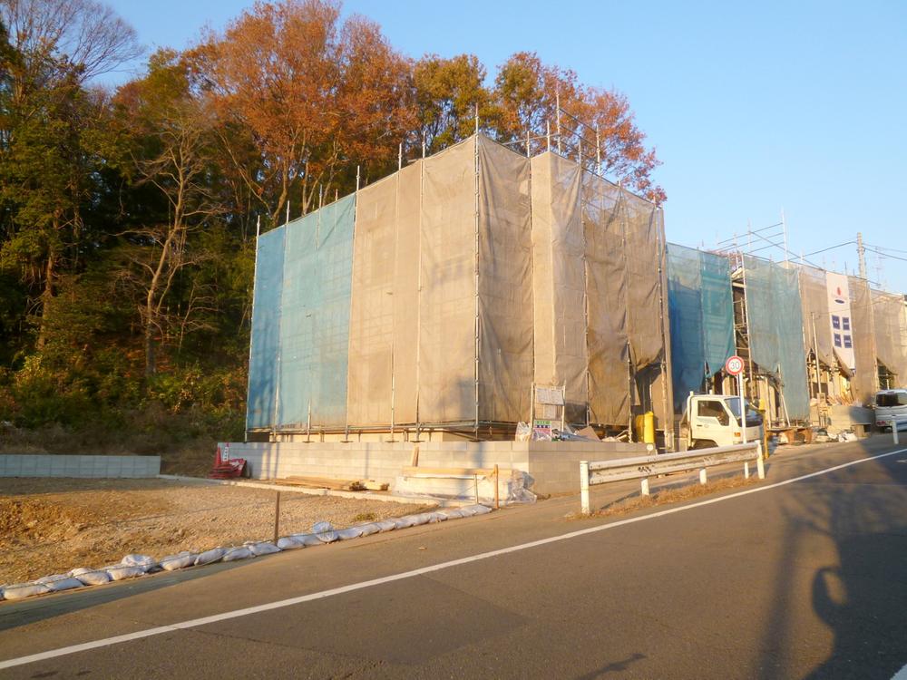 Local appearance photo. Local (12 May 2013) Shooting