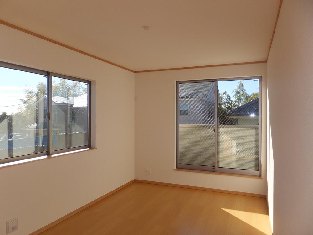 Non-living room. Local (12 May 2013) Shooting