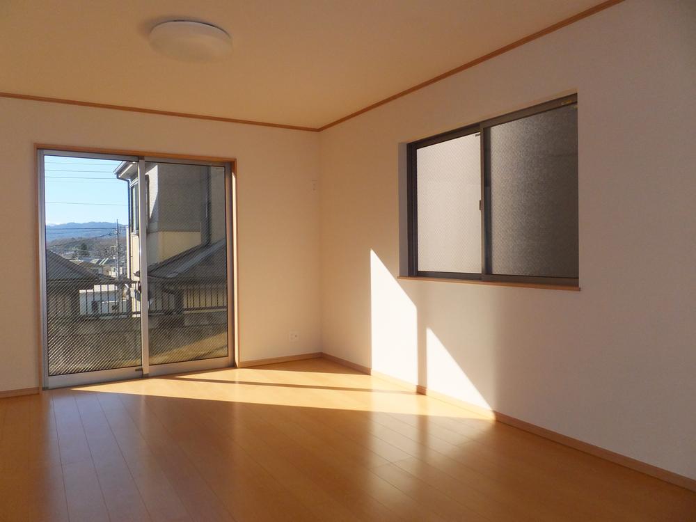 Living. Local (12 May 2013) Shooting