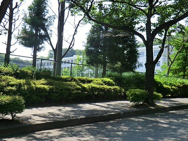 Junior high school. 840m to Hachioji Municipal Nagafusa junior high school