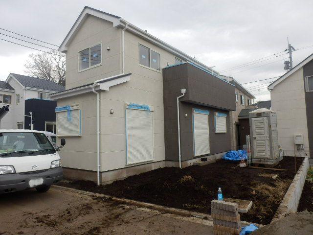 Local appearance photo. 12 Phase 2 Building 2013 December 23, shooting