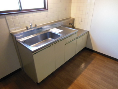 Kitchen.  ☆ Two-burner gas stove installation Allowed ☆