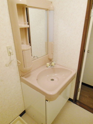 Washroom.  ☆ Independent wash basin ☆